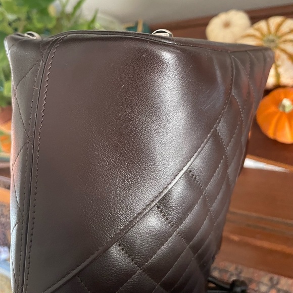 CHANEL Cambon Ligne Tote Bag - Picture 17 of 17